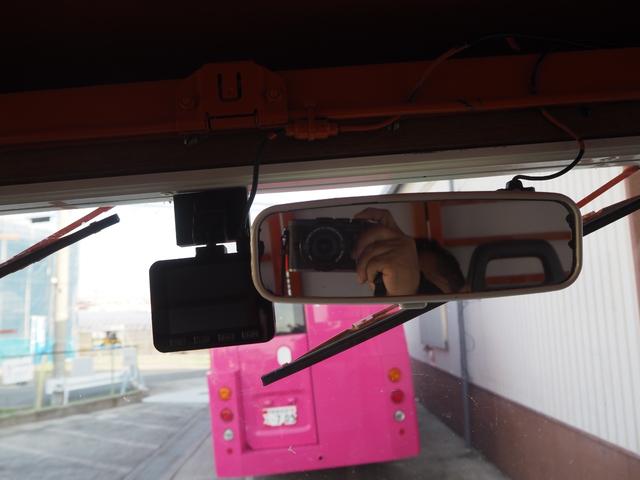 イギリスその他 　フレデリーニューアーク　国内希少車　キッチンカー仕様　荷台　長さ１９６　幅　１６０　高さ　１５０　４速ミッション　外部電源　サイド扉　シンク　サイドオーニング　換気扇　小型電気温水器　床縞板　スポット（51枚目）