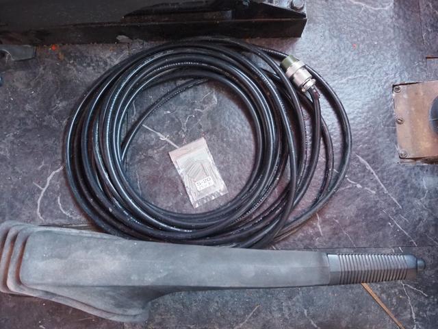 イギリスその他 　フレデリーニューアーク　国内希少車　キッチンカー仕様　荷台　長さ１９６　幅　１６０　高さ　１５０　４速ミッション　外部電源　サイド扉　シンク　サイドオーニング　換気扇　小型電気温水器　床縞板　スポット（54枚目）