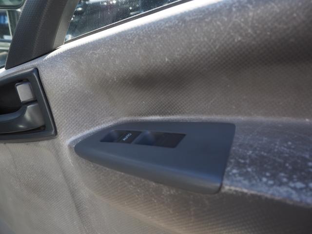 エルフトラック 　巻き込み式パッカー車　塵芥車　最大積載量２０００ｋｇ　新明和ＧＲ０５２－１４３３　容積５．１　汚水９０Ｌタンク　バックカメラ　スムーサーＥＸシフト　準中型免許ＯＫ（33枚目）