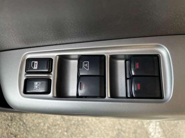 インプレッサ ＷＲＸ　ＳＴＩ　Ａライン　４ＷＤ　スマートキー　ＥＴＣ　ワンセグナビ　バックカメラ　ＣＤ　ＤＶＤ　電動格納ミラー　ターボ　アルミホイール　（ブラック）（15枚目）