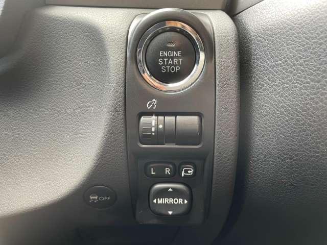 インプレッサ ＷＲＸ　ＳＴＩ　Ａライン　４ＷＤ　スマートキー　ＥＴＣ　ワンセグナビ　バックカメラ　ＣＤ　ＤＶＤ　電動格納ミラー　ターボ　アルミホイール　（ブラック）（17枚目）