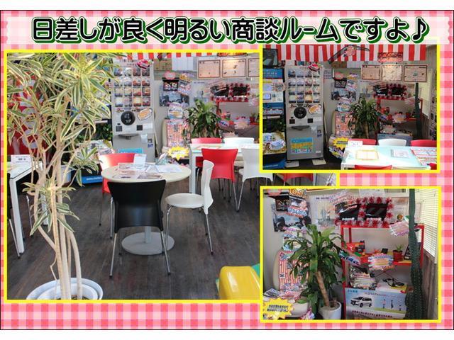 XS 地デジ キーレス DVD ETC オートエアコン CD ナビTV パワーウインドウ エアバッグ ABS ベンチシート セキュリティーアラーム バックモニタ- プッシュスタートスマートキー メモリ-ナビ(64枚目)