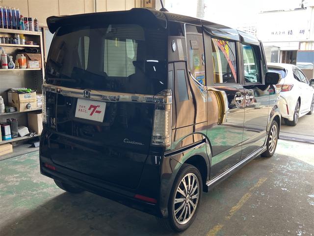 N-BOXカスタム G ターボSSパッケージ 4WD 両側電動スライドドア カロッツェリアフルセグナビ バックカメラ Bluetooth接続 ドライブレコーダー シートヒーター 15インチアルミホイール クルーズコントロール オートライト ETC(5枚目)