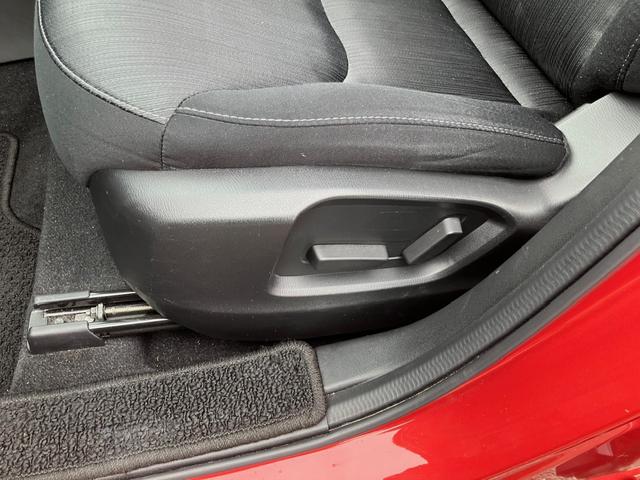 CX-8 25S プロアクティブ CD/DVDプレーヤー+地上デジタルTVチューナー(フルセグ)/360°ビュー・モニター+フロントパーキングセンサー/ボーズサウンドシステム+10スピーカー/充電用USB端子×2/前後ドラレコ(39枚目)