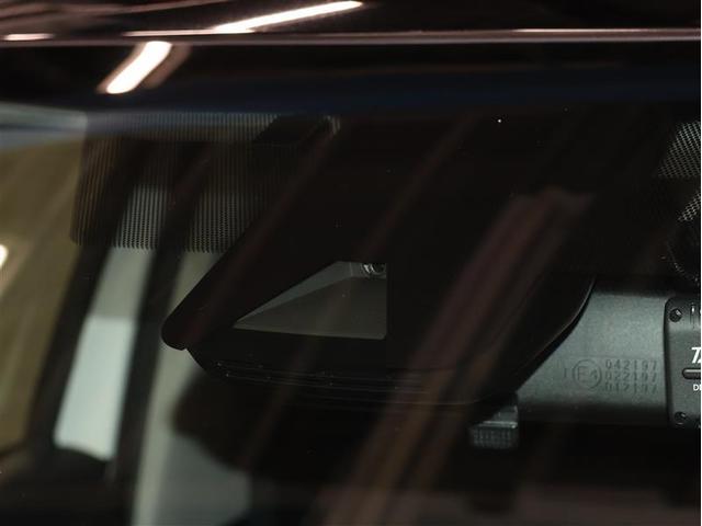 ヤリスクロス Ｚ　バックカメラ　衝突被害軽減システム　ＥＴＣ　ＬＥＤヘッドランプ　パノラミックビューモニター　パワーバックドア　シートヒーター　ブラインドスポットモニター（6枚目）