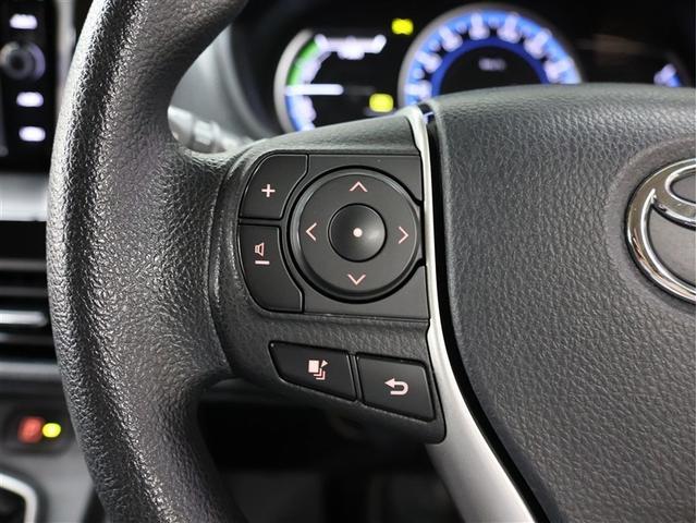 ノア ハイブリッドＸ　ディライトプラス　フルセグ　メモリーナビ　ＤＶＤ再生　バックカメラ　衝突被害軽減システム　ＥＴＣ　両側電動スライド　ＬＥＤヘッドランプ　乗車定員７人　３列シート（21枚目）