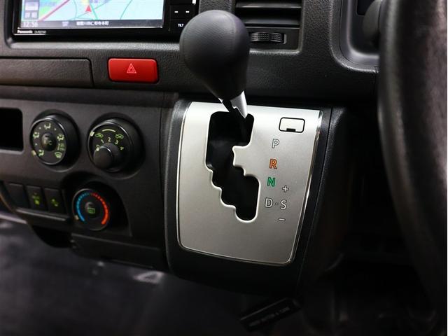 ハイエースバン DX GLパッケージ フルセグ メモリーナビ DVD再生 バックカメラ 衝突被害軽減システム ETC LEDヘッドランプ 乗車定員6人 車線逸脱装置 オートマチックハイビーム(14枚目)