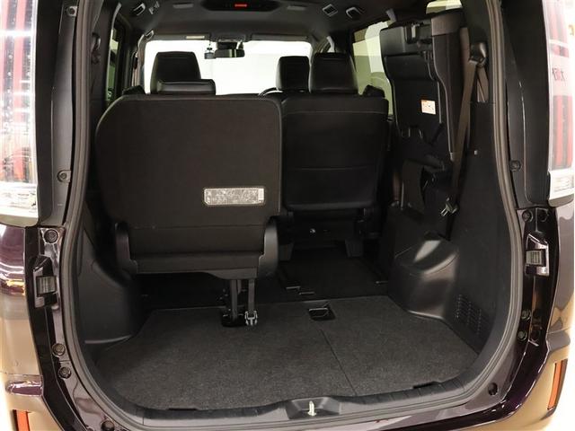 エスクァイア ハイブリッドGi フルセグ メモリーナビ DVD再生 バックカメラ 衝突被害軽減システム ETC 両側電動スライド LEDヘッドランプ 乗車定員7人 3列シート シートヒーター(26枚目)