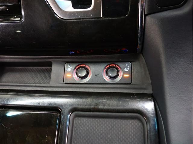 アルファード ２．５Ｓ　Ｃパッケージ　革シート　サンルーフ　フルセグ　メモリーナビ　ＤＶＤ再生　後席モニター　バックカメラ　ＥＴＣ　両側電動スライド　ＬＥＤヘッドランプ　乗車定員７人　３列シート（22枚目）