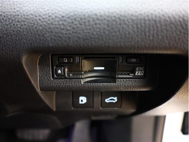 クラウンクロスオーバー ＲＳアドバンスド　革シート　４ＷＤ　フルセグ　メモリーナビ　バックカメラ　衝突被害軽減システム　ＥＴＣ　ドラレコ　ＬＥＤヘッドランプ　フルエアロ　車線逸脱装置　オートマチックハイビーム（14枚目）