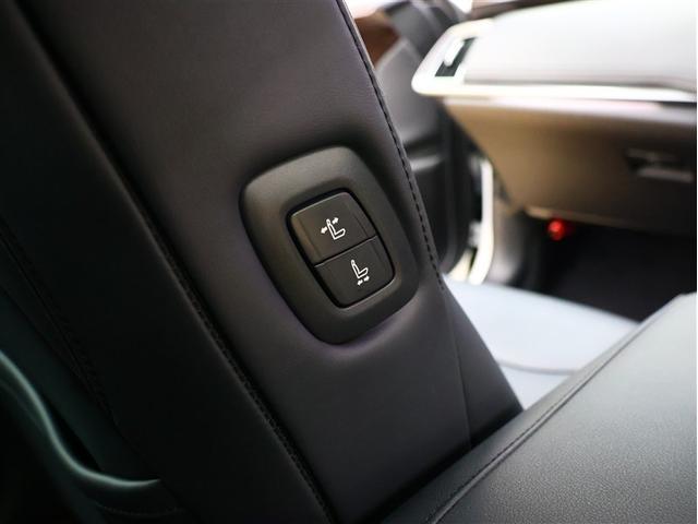 クラウンハイブリッド Ｇ－エグゼクティブ　革シート　フルセグ　メモリーナビ　ＤＶＤ再生　バックカメラ　衝突被害軽減システム　ＥＴＣ　ＬＥＤヘッドランプ　車線逸脱装置　オートマチックハイビーム　ブラインドスポットモニター（23枚目）