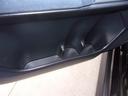 前席ドアトリムにボトルホルダー&ポケット!