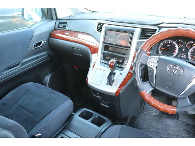 ヴェルファイア 2.4Z プラチナムセレクション サンルーフ Rモニター 社外19AW 両側パワースライドドア パワーバックドア 純正ナビ TV Bカメラ ETC AUTOライト ステアリングリモコン パーキングソナー フォグ ドアバイザー Pガラス(23枚目)