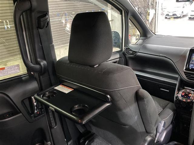 ノア ハイブリッドＧ　Ｒカメラ　スマートキー＆プッシュスタート　ＬＥＤへッドライト　地デジ　イモビライザー　Ｗエアコン　パワーウインドウ　アルミ　クルコン　エアバッグ　横滑り防止　ＤＶＤ再生機能　フルフラット　パワステ（25枚目）