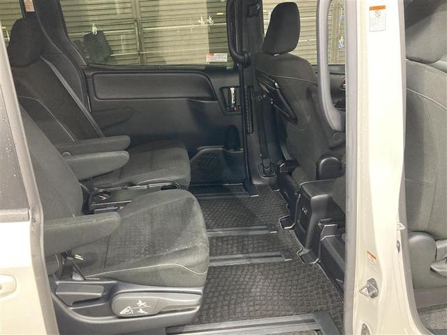 ノア ハイブリッドＧ　Ｒカメラ　スマートキー＆プッシュスタート　ＬＥＤへッドライト　地デジ　イモビライザー　Ｗエアコン　パワーウインドウ　アルミ　クルコン　エアバッグ　横滑り防止　ＤＶＤ再生機能　フルフラット　パワステ（28枚目）