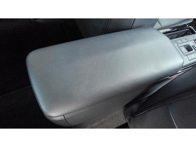 プリウス Z リアカメラ プリクラッシュ PWシート 1オーナ メモリナビ AC100V電源 LEDランプ ナビ・TV オートクルーズ アルミホイール ドライブレコーダ AC 運転席エアバッグ 横滑り防止装置(30枚目)