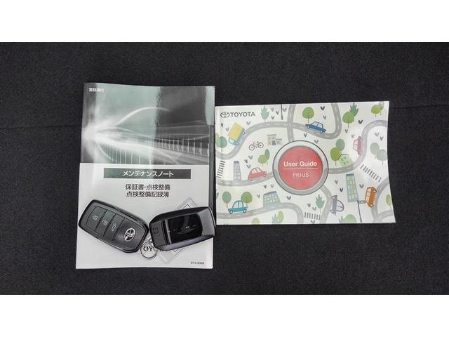 プリウス Z リアカメラ プリクラッシュ PWシート 1オーナ メモリナビ AC100V電源 LEDランプ ナビ・TV オートクルーズ アルミホイール ドライブレコーダ AC 運転席エアバッグ 横滑り防止装置(36枚目)