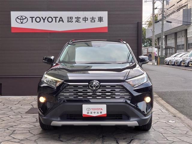 ＲＡＶ４ Ｇ　Ｚパッケージ　インテリジェントクリアランスソナー　パノラマルーフ　ＡＷＤ　ＬＥＤライト　アルミホイル　オートクルーズ　横滑り防止装置　バックガイドモニター　盗難防止装置　デュアルエアバッグ　キーレス　パワーシート（3枚目）