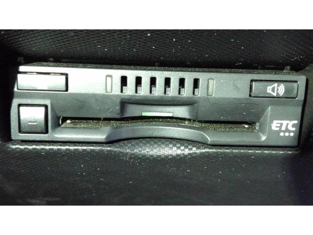 ライズ Ｚ　誤発進抑制機能　エアコン　スマートキー＆プッシュスタート　地デジＴＶ　ドライブレコーダ　ＶＳＡ　盗難防止装置　ミュージックプレイヤー接続可　アイドリングストップ機能　クルコン　バックモニター　キーレス（18枚目）