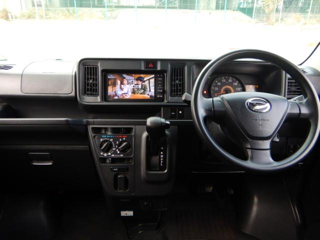 ハイゼットカーゴ デッキバンG SAIII 4WDFT-9ホワイトレタータイヤ LEDライト&FOG 衝突軽減&車線逸脱警報&VSC横滑り防止 ナビ地デジフルセグTV&バックカメラ BT接続 オーバーヘッドシェルフ 荷台マット&カバー 禁煙車(5枚目)