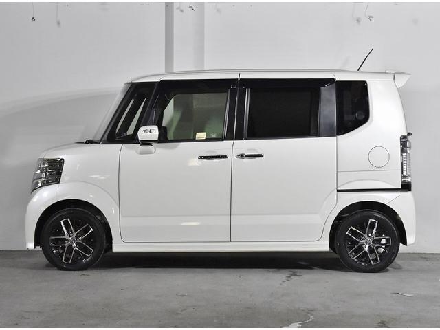 Ｎ－ＢＯＸカスタム Ｇ・Ｌパッケージ　片側パワスラ　ＥＴＣ　ナビ　ＴＶ　バックカメラ　ステアリングスイッチ　テールゲートストラップ　ＩＳＯＦＩＸ　プッシュスタート　アイドリングストップ　キーフリーボタン　ドアバイザー　ＨＩＤ　アルミ（5枚目）