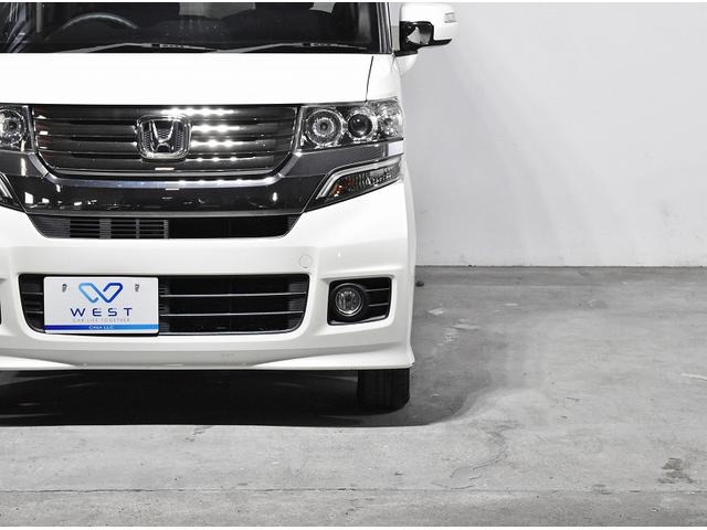 Ｎ－ＢＯＸカスタム Ｇ・Ｌパッケージ　片側パワスラ　ＥＴＣ　ナビ　ＴＶ　バックカメラ　ステアリングスイッチ　テールゲートストラップ　ＩＳＯＦＩＸ　プッシュスタート　アイドリングストップ　キーフリーボタン　ドアバイザー　ＨＩＤ　アルミ（43枚目）