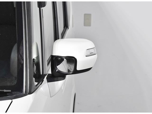 Ｎ－ＢＯＸカスタム Ｇ・Ｌパッケージ　片側パワスラ　ＥＴＣ　ナビ　ＴＶ　バックカメラ　ステアリングスイッチ　テールゲートストラップ　ＩＳＯＦＩＸ　プッシュスタート　アイドリングストップ　キーフリーボタン　ドアバイザー　ＨＩＤ　アルミ（45枚目）