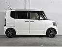 Ｎ－ＢＯＸカスタム Ｇ・Ｌパッケージ　片側パワスラ　ＥＴＣ　ナビ　ＴＶ　バックカメラ　ステアリングスイッチ　テールゲートストラップ　ＩＳＯＦＩＸ　プッシュスタート　アイドリングストップ　キーフリーボタン　ドアバイザー　ＨＩＤ　アルミ（4枚目）