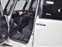 Ｇ・Ｌパッケージ　片側パワスラ　ＥＴＣ　ナビ　ＴＶ　バックカメラ　ステアリングスイッチ　テールゲートストラップ　ＩＳＯＦＩＸ　プッシュスタート　アイドリングストップ　キーフリーボタン　ドアバイザー　ＨＩＤ　アルミ（20枚目）
