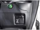 Ｇ・Ｌパッケージ　片側パワスラ　ＥＴＣ　ナビ　ＴＶ　バックカメラ　ステアリングスイッチ　テールゲートストラップ　ＩＳＯＦＩＸ　プッシュスタート　アイドリングストップ　キーフリーボタン　ドアバイザー　ＨＩＤ　アルミ（35枚目）