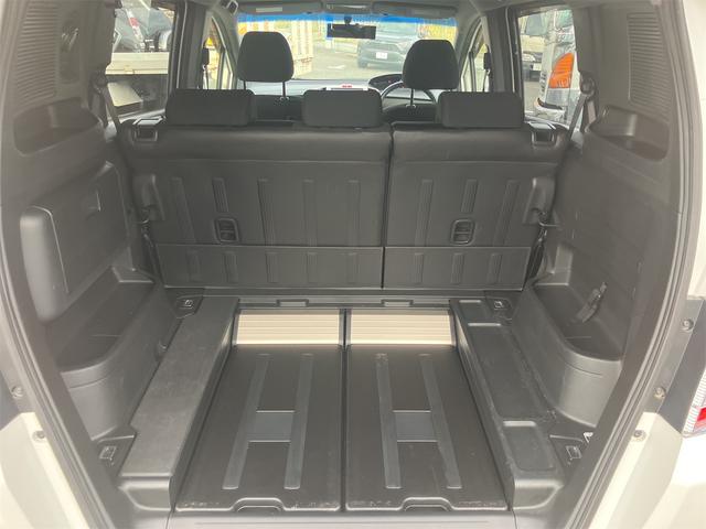 フリードスパイクハイブリッド ジャストセレクション+(14枚目)