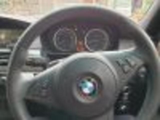 530i 黒本革シート 純正HDDナビ 社外18AW(7枚目)