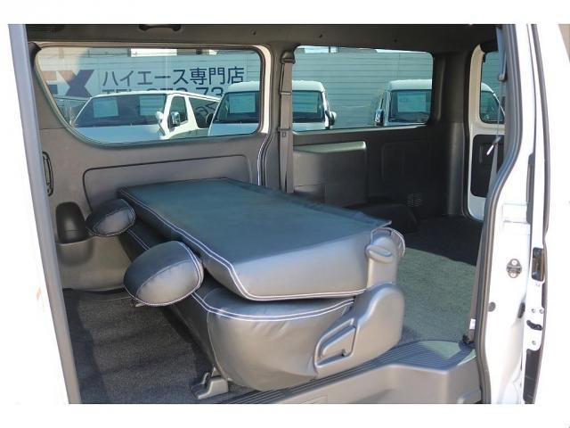 ハイエースバン スーパーGL ダークプライムII FLEXDelfinoフロントスポイラー FLEXDelf02 17インチ ナスカーホワイトレタータイヤ プレステージLEDテールランプ アルパイン11インチメカレスナビ アルパインツイーター ETC(18枚目)