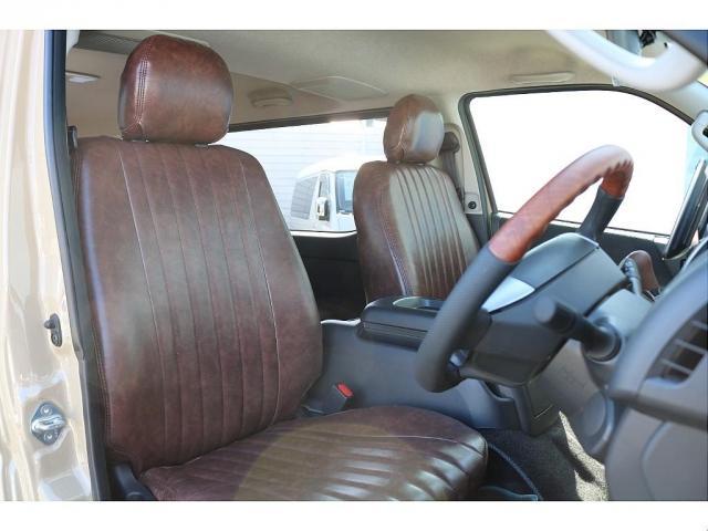 ハイエースバン ロングスーパーGL NEXUS TRAIL NT-1 16インチ ナスカーホワイトレタータイヤ クラシックLEDテールランプ アルパイン製11インチメカレスナビ ETC USB、HDMIポート 茶木目インテリアパネル3点(13枚目)