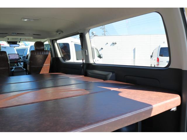 ハイエースバン ロングスーパーGL NEXUS TRAIL NT-1 16インチ ナスカーホワイトレタータイヤ クラシックLEDテールランプ アルパイン製11インチメカレスナビ ETC USB、HDMIポート 茶木目インテリアパネル3点(23枚目)