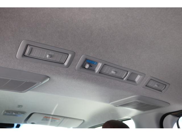 ハイエースバン ロングスーパーGL NEXUS TRAIL NT-1 16インチ ナスカーホワイトレタータイヤ クラシックLEDテールランプ アルパイン製11インチメカレスナビ ETC USB、HDMIポート 茶木目インテリアパネル3点(25枚目)