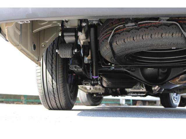 ハイエースバン ロングスーパーGL NEXUS TRAIL NT-1 16インチ ナスカーホワイトレタータイヤ クラシックLEDテールランプ アルパイン製11インチメカレスナビ ETC USB、HDMIポート 茶木目インテリアパネル3点(40枚目)