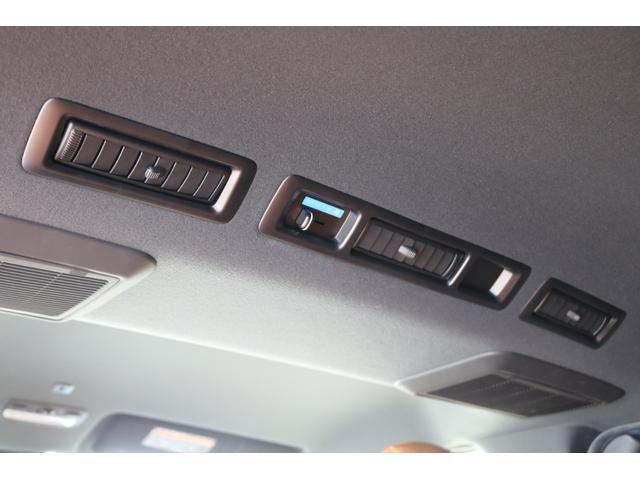 ハイエースバン スーパーGL ダークプライムII RENOCA角目 フェイスチェンジ 前後メッキラッピング アルルブルーオールペイント ディーン クロスカントリー 16インチアルミ ナスカーホワイトレタータイヤ クラシック LEDテールランプ ETC(27枚目)