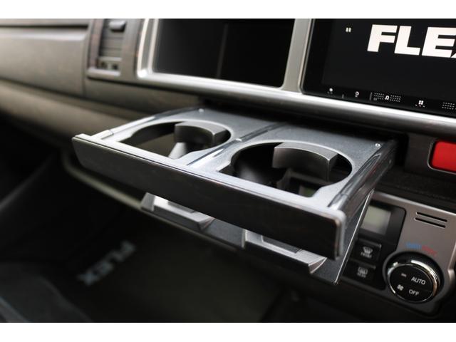 ハイエースワゴン GL T-FORCEスポイラー Delfinoオーバーフェンダー NEXUS TRAIL NT-1 TOYOオープンカントリータイヤ NEO TRACE LEDテール SMOKE カロッツェリア7インチナビ(36枚目)