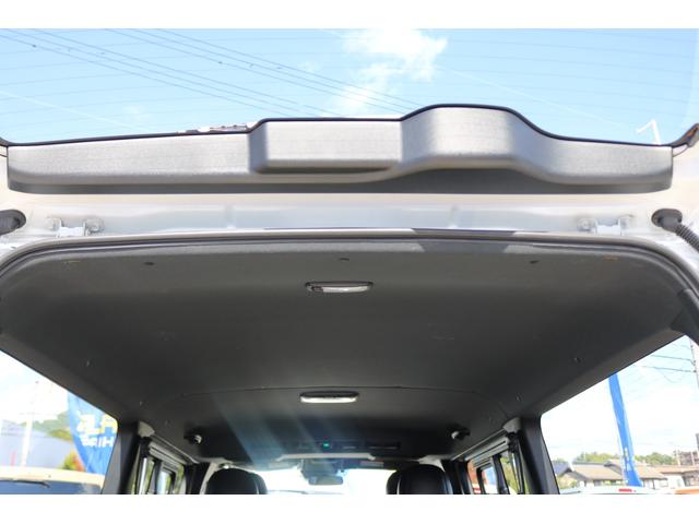 ハイエースバン スーパーGL ダークプライムII FLEX Delfinoフロントスポイラー 1.5インチローダウン Delf02 17インチ ナスカーホワイトレタータイヤ プレステージLEDテールランプ ドアバイザー アルパインメカレスナビ ETC(24枚目)