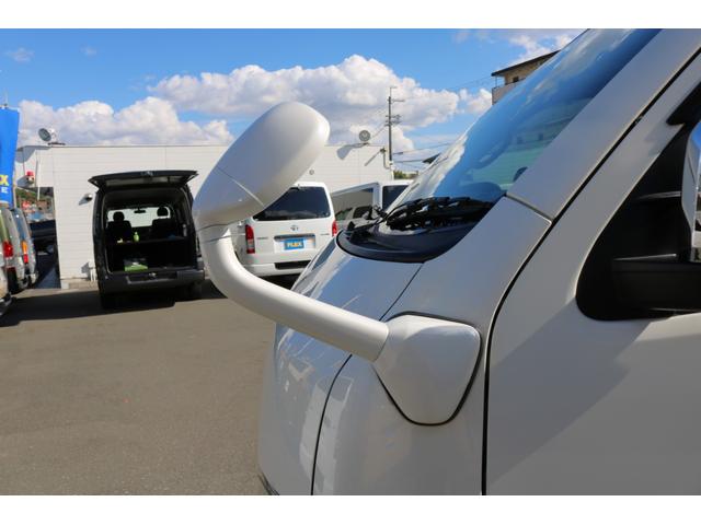 ハイエースバン スーパーGL ダークプライムII FLEX Delfinoフロントスポイラー 1.5インチローダウン Delf02 17インチ ナスカーホワイトレタータイヤ プレステージLEDテールランプ ドアバイザー アルパインメカレスナビ ETC(33枚目)