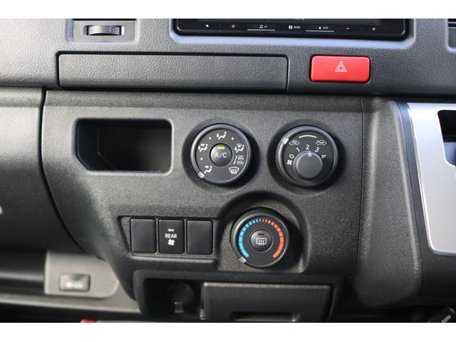 ハイエースバン ロングDX T-FORCEスポイラー FLEX Delfinoオーバーフェンダー バルベロスタイリングヘックス 17インチ ナスカーホワイトレタータイヤ プレステージ type2 LEDテールランプ シートカバー(29枚目)