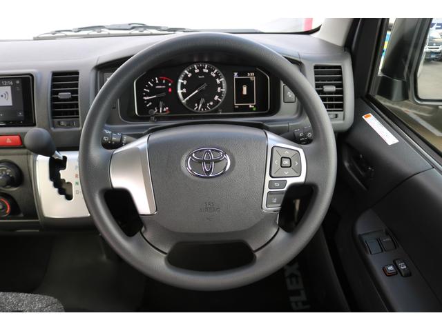 ハイエースバン ロングDX T-FORCEスポイラー FLEX Delfinoオーバーフェンダー バルベロスタイリングヘックス 17インチ ナスカーホワイトレタータイヤ プレステージ type2 LEDテールランプ シートカバー(30枚目)