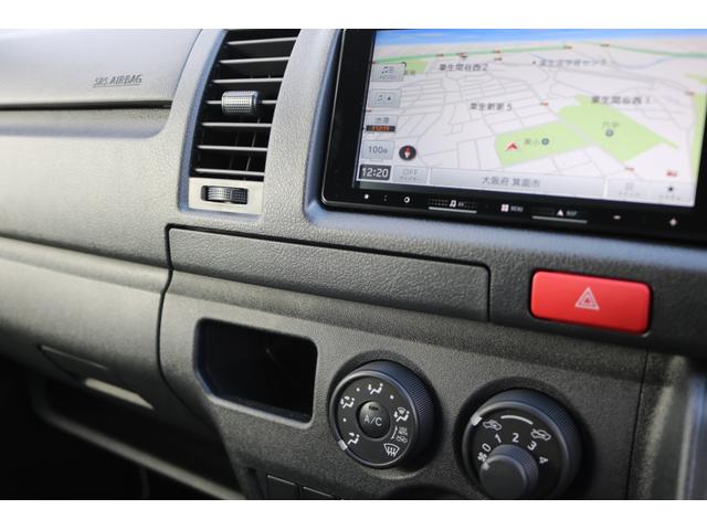 ハイエースバン ロングDX T-FORCEスポイラー FLEX Delfinoオーバーフェンダー バルベロスタイリングヘックス 17インチ ナスカーホワイトレタータイヤ プレステージ type2 LEDテールランプ シートカバー(36枚目)