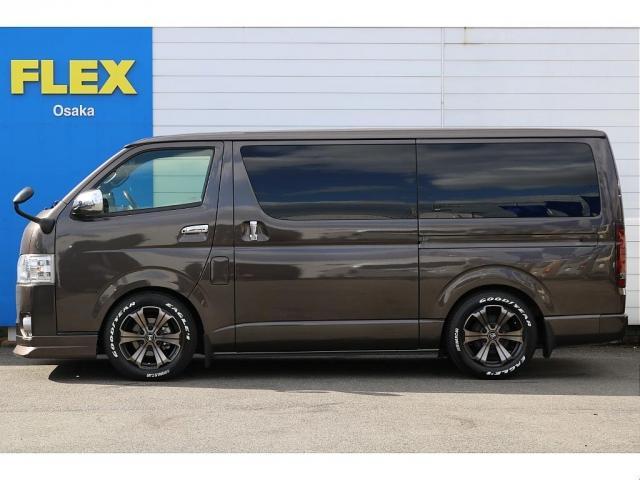 ハイエースバン スーパーGL 50TH アニバーサリー リミテッド 1.5インチローダウン FLEX Delfinoフロントスポイラー FLEX アーバングランデ 17インチAW ナスカーホワイトレタータイヤ アルティメットテールランプ CUSCO リアスタビライザー(12枚目)