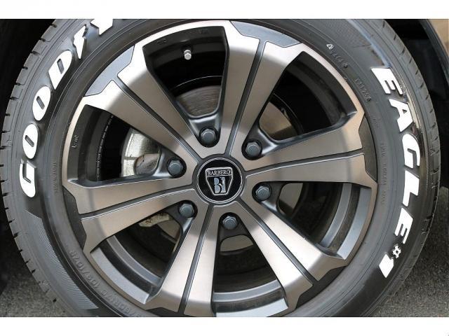 ハイエースバン スーパーGL 50TH アニバーサリー リミテッド 1.5インチローダウン FLEX Delfinoフロントスポイラー FLEX アーバングランデ 17インチAW ナスカーホワイトレタータイヤ アルティメットテールランプ CUSCO リアスタビライザー(14枚目)