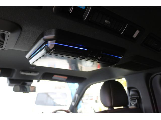 ハイエースバン スーパーGL 50TH アニバーサリー リミテッド 1.5インチローダウン FLEX Delfinoフロントスポイラー FLEX アーバングランデ 17インチAW ナスカーホワイトレタータイヤ アルティメットテールランプ CUSCO リアスタビライザー(26枚目)