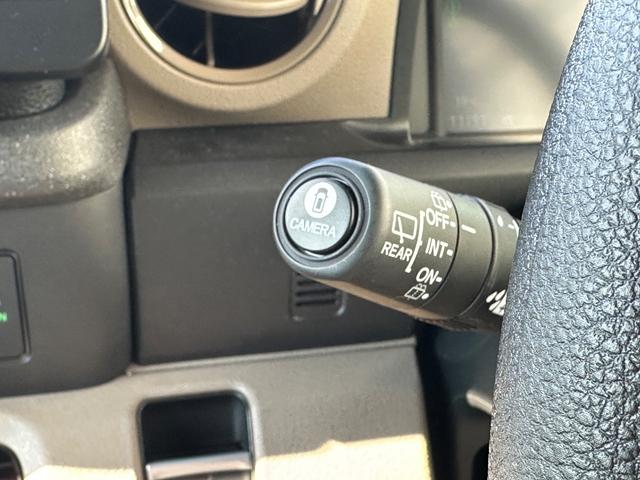 Ｎ－ＢＯＸジョイ ベースグレード　９インチナビＬＸＵ－２４２ＮＢｉ　ホンダコネクト　アクティブフェイスパッケージ　マルチビューカメラ　ＥＴＣ　サンシェード内蔵大型ルーフコンソール　デザートベージュパール２トーンカラー　ＬＥＤフォグ（2枚目）