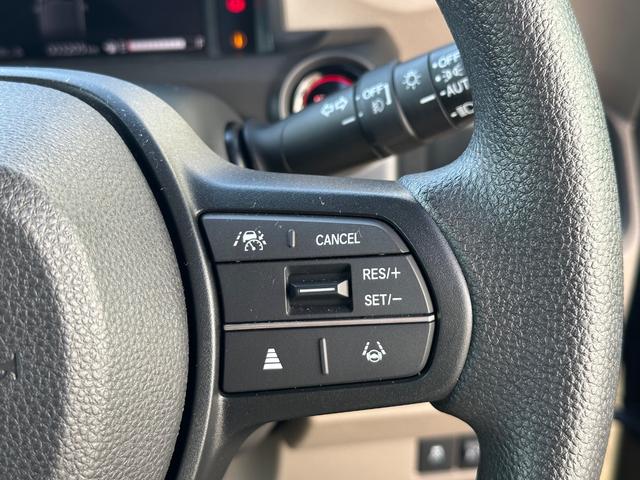 Ｎ－ＢＯＸジョイ ベースグレード　９インチナビＬＸＵ－２４２ＮＢｉ　ホンダコネクト　アクティブフェイスパッケージ　マルチビューカメラ　ＥＴＣ　サンシェード内蔵大型ルーフコンソール　デザートベージュパール２トーンカラー　ＬＥＤフォグ（9枚目）