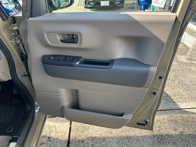 Ｎ－ＢＯＸジョイ ベースグレード　９インチナビＬＸＵ－２４２ＮＢｉ　ホンダコネクト　アクティブフェイスパッケージ　マルチビューカメラ　ＥＴＣ　サンシェード内蔵大型ルーフコンソール　デザートベージュパール２トーンカラー　ＬＥＤフォグ（20枚目）